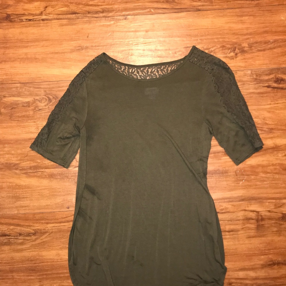 OLD NAVY SHIRT